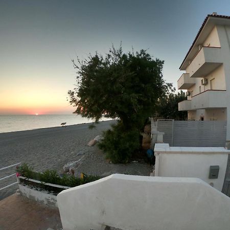 Rivamare Campora Casa Vacanze Campora San Giovanni Zewnętrze zdjęcie